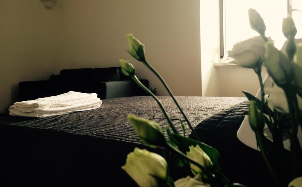 Urban Pine Rooms ローマ 部屋 写真