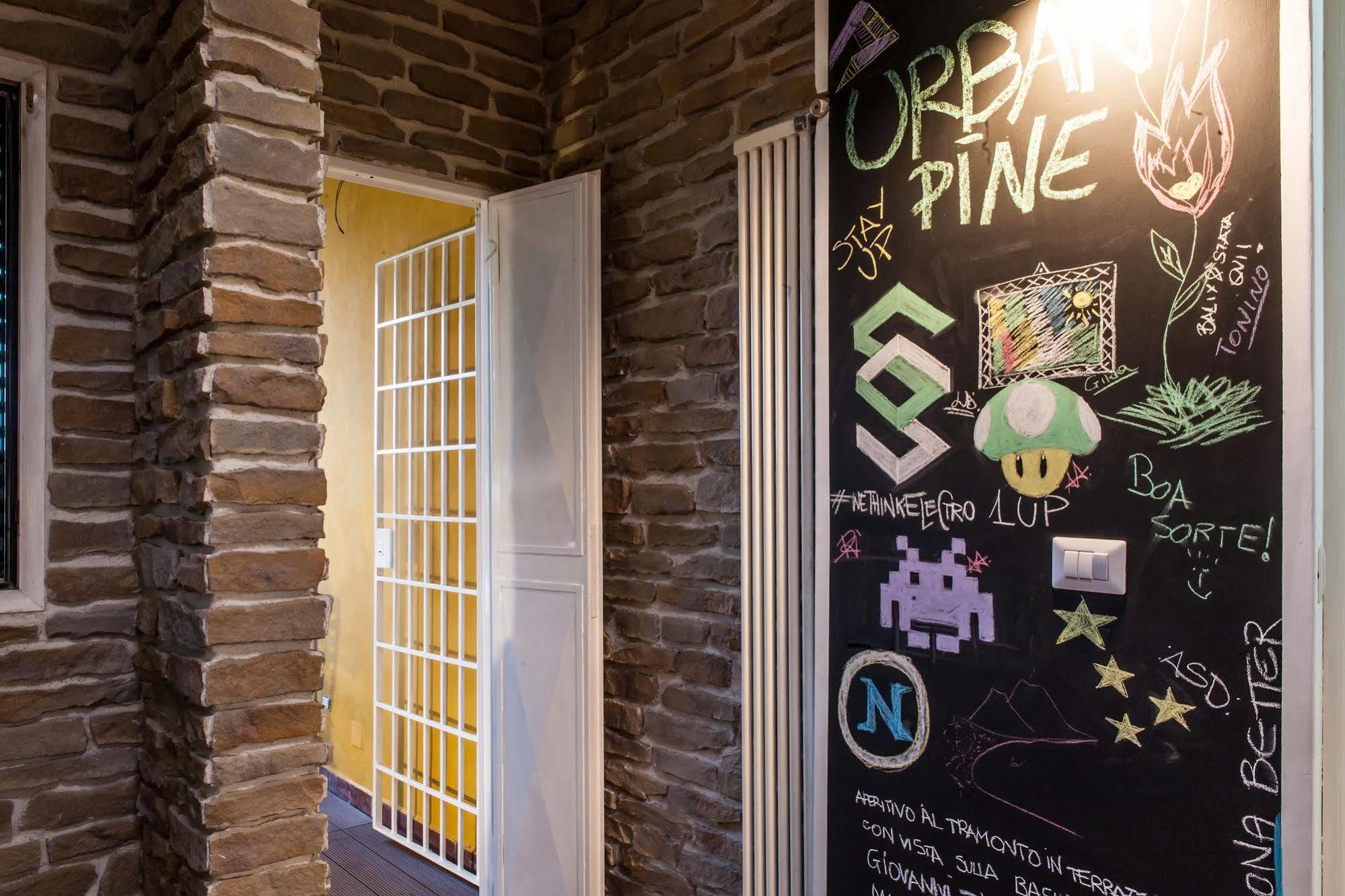 Urban Pine Rooms ローマ エクステリア 写真